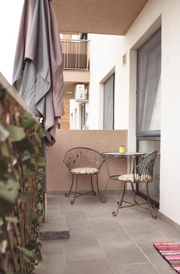 Elis Apartment By Oasis Homes Oradea Buitenkant foto